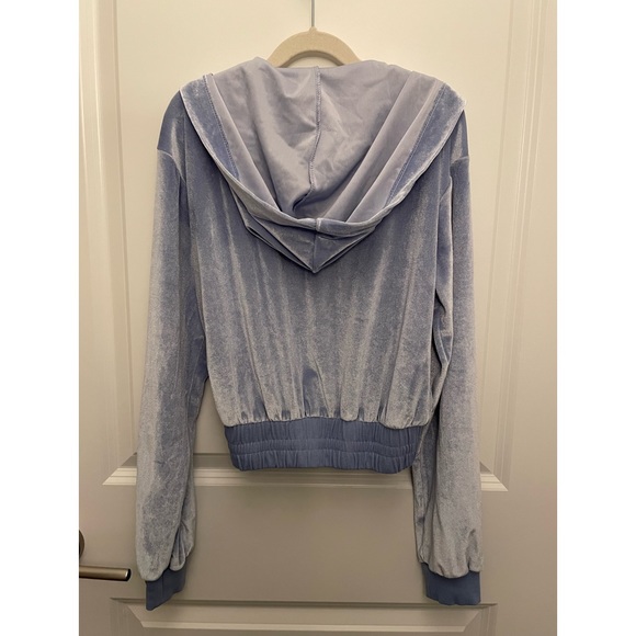 Must go before 27th! Topshop Velvet Cropped Hoodie Size 2 (brand new) - Picture 7 of 8